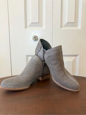 Vince Camuto Silver-Toned Metallic Slip-On Loafer